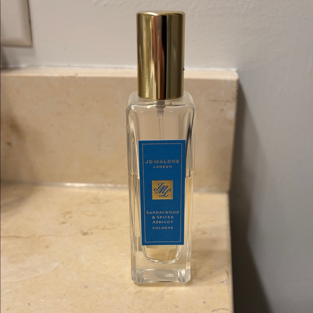 Jo Malone Sandalwood & Apricot Cologne with Gold Cap